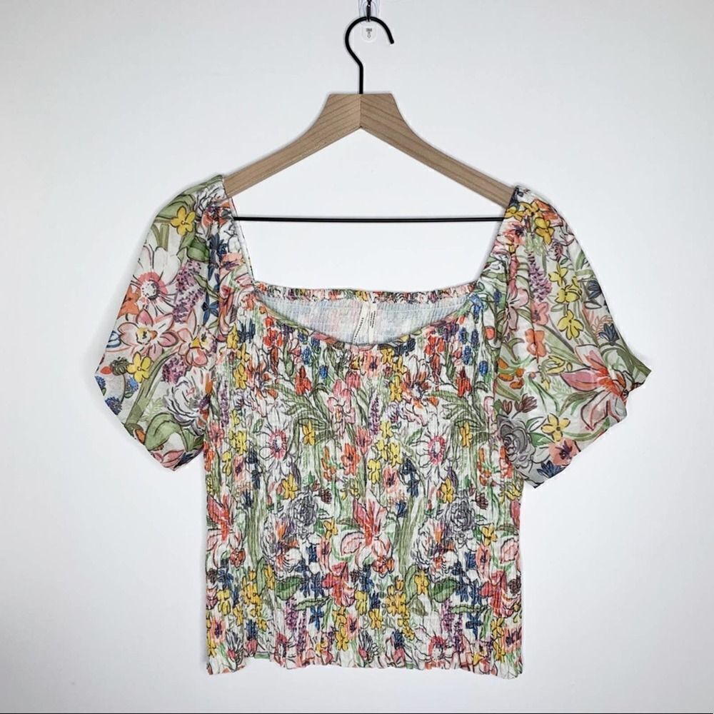 Anthropologie Aurelia Smocked Top Floral Cream Size M Balloon Sleeve Ruching